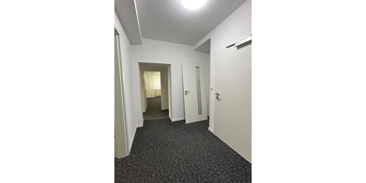 Etagenwohnung Büren - 3 Zimmer, 96 m&sup2;, 645&euro; | Angebot:25866548