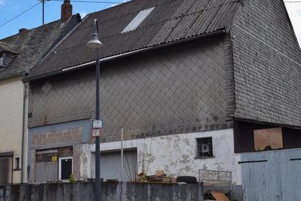 Haus Kastellaun - 7 Zimmer, 110 m&sup2;, 99.000&euro; | Angebot:27005558