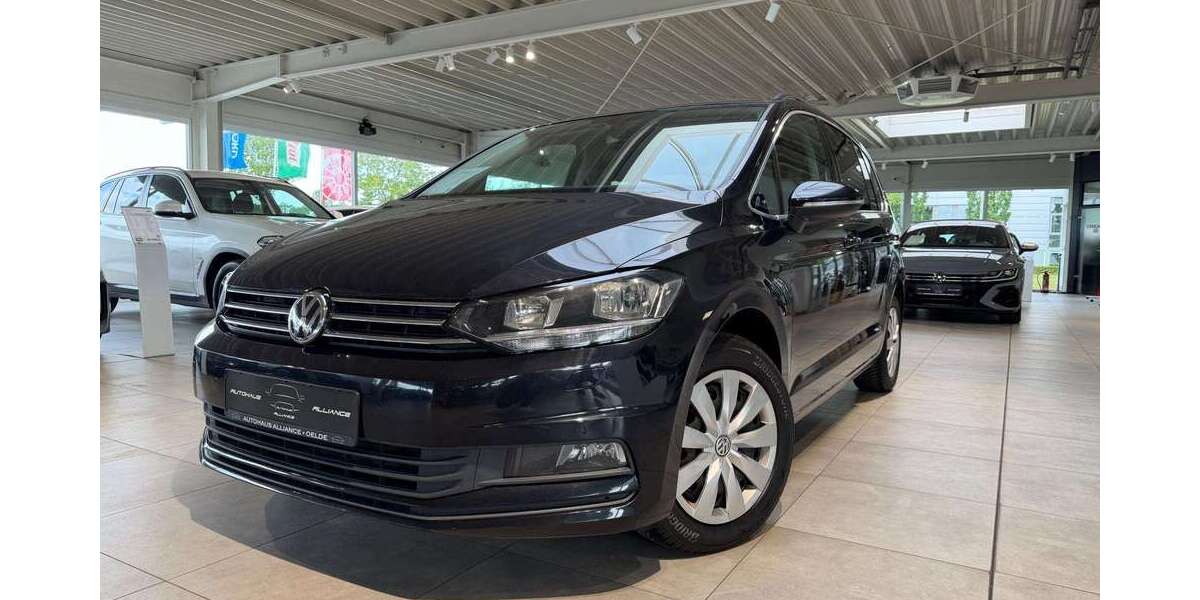 VW Touran 128.425 km 16.490 &euro; Oelde 59302