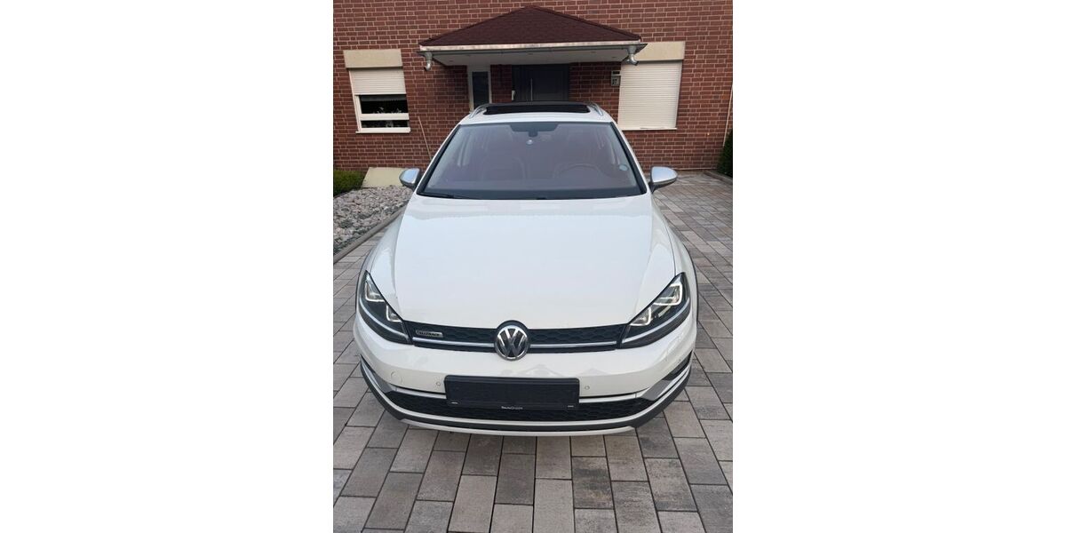 VW Golf 253.000 km 7.990 &euro; Dillenburg 35683