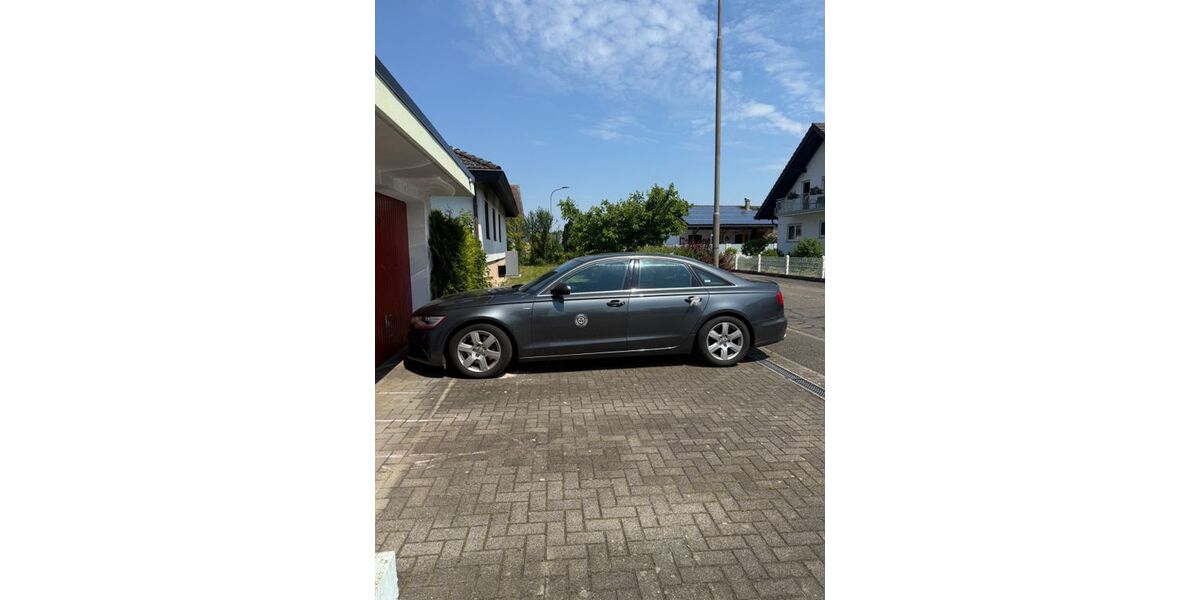 Audi A6 246.000 km 12.500 &euro; Rheinau 77866