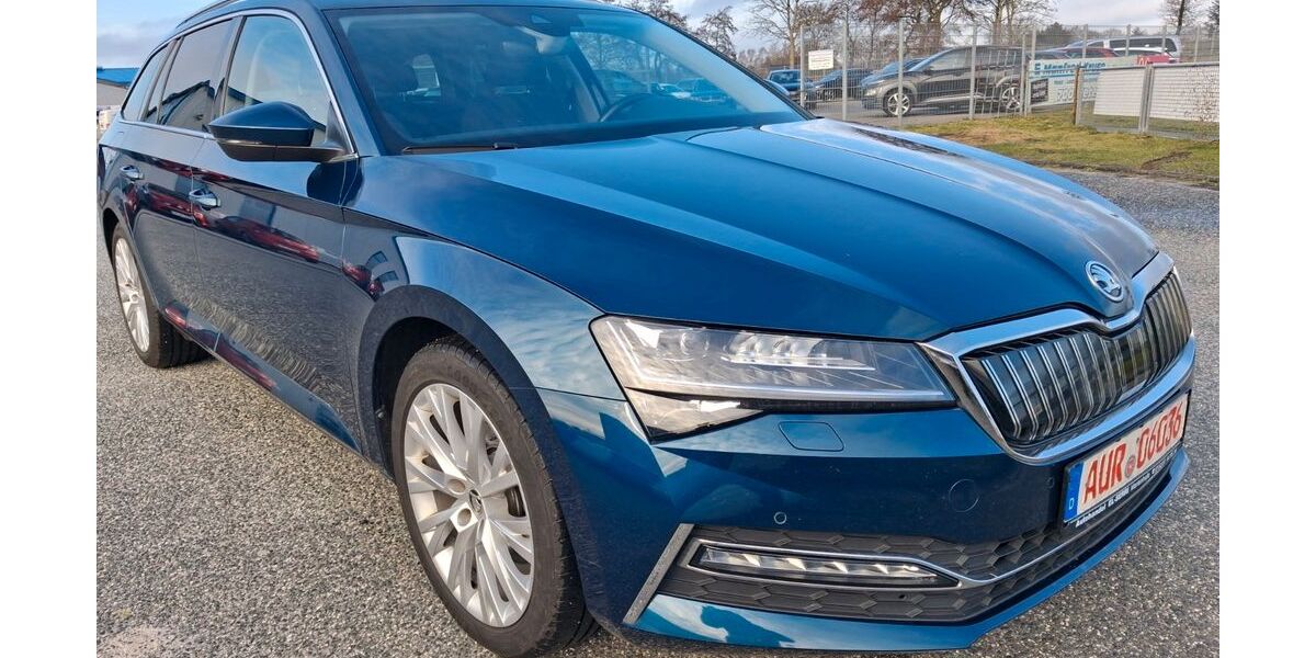 Skoda Superb 99.000 km 19.999 &euro; Upgant- Schott 26529