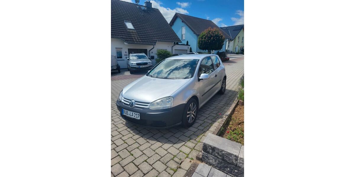 VW Golf 151.000 km 1.100 &euro; Hünstetten 65510