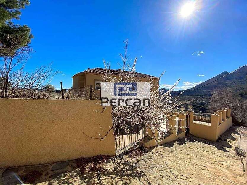 Haus zum Kaufen in Jijona - Xixona 750.000 € 200 m²
