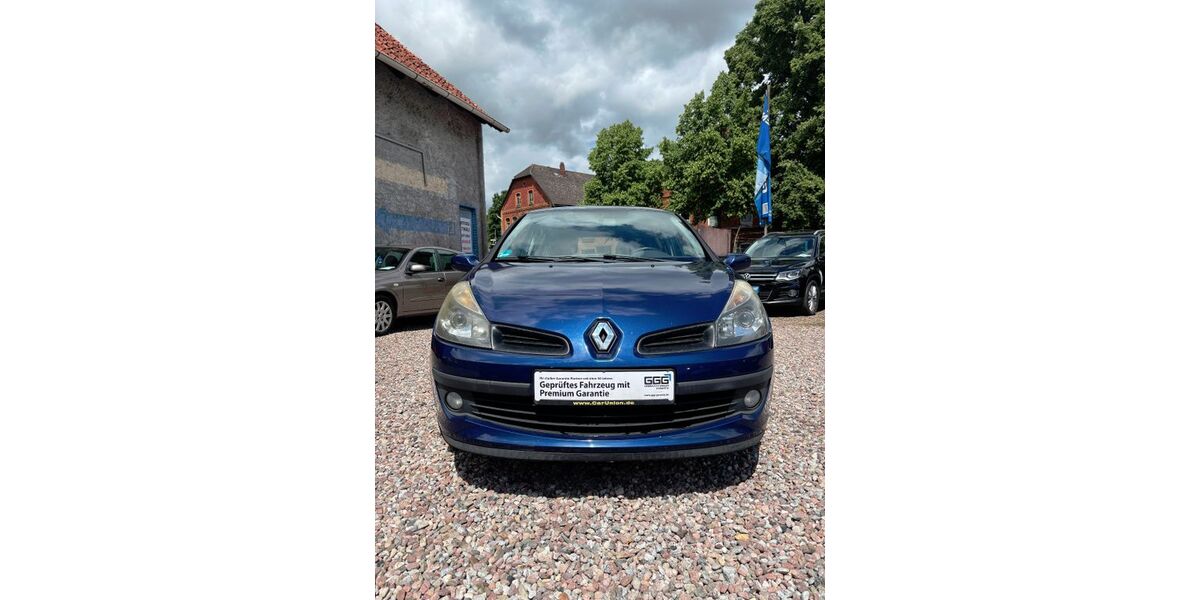 Renault Clio 150.250 km 2.600 &euro; Salzhemmendorf 31020