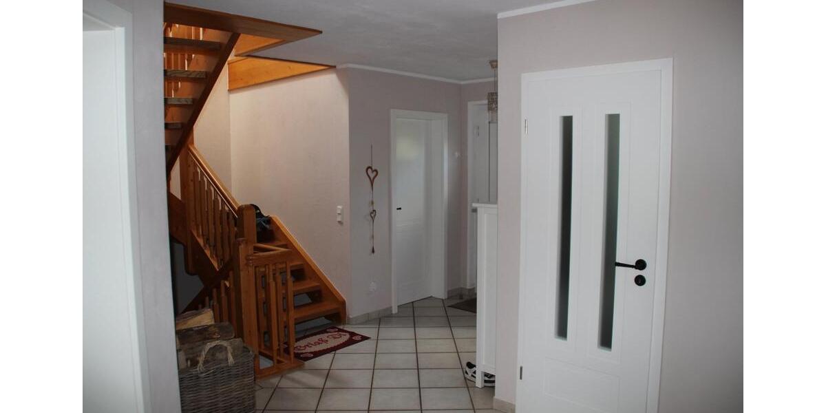 Einfamilienhaus Eggenfelden - 6 Zimmer, 198 m&sup2;, 780.000&euro; | Angebot:26578360