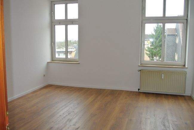 Etagenwohnung Mülheim an der Ruhr Mitte-Ost - 4 Zimmer, 93 m&sup2;, 665&euro; | Angebot:24689410