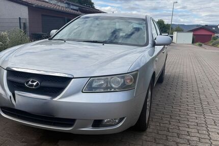 Hyundai SONATA 192.941 km 1.350 &euro; Lohnsfeld 67727