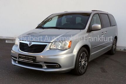 Lancia Voyager