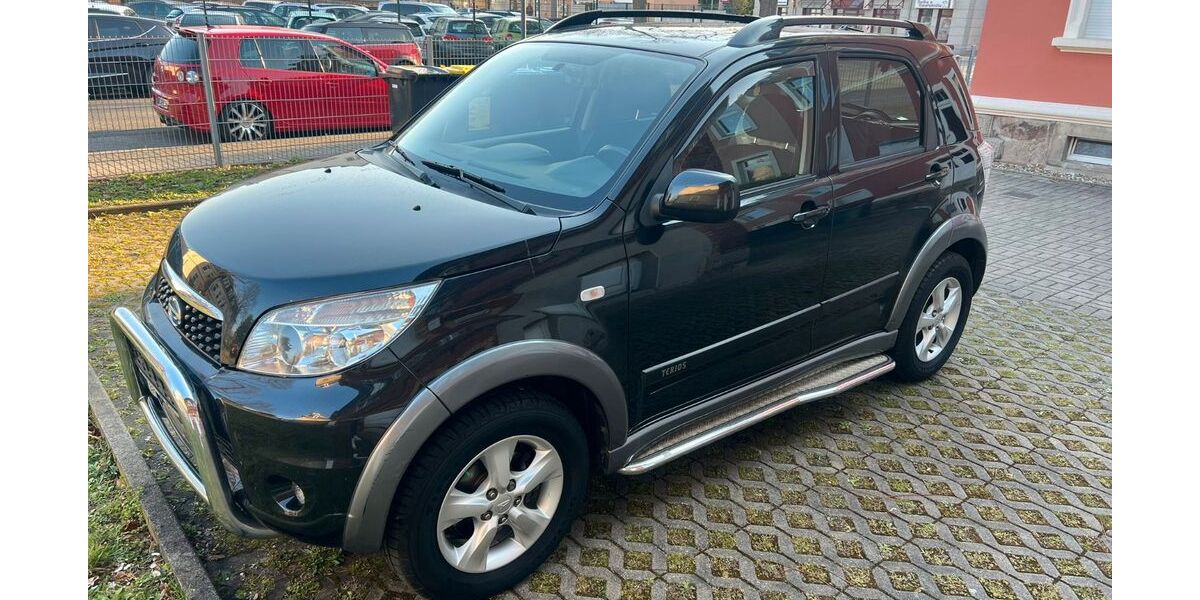 Daihatsu Terios 159.000 km 9.999 &euro; Dresden 01139