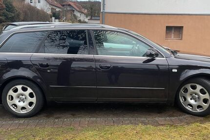 Audi A4 216.000 km 4.150 &euro; Hilders 36115
