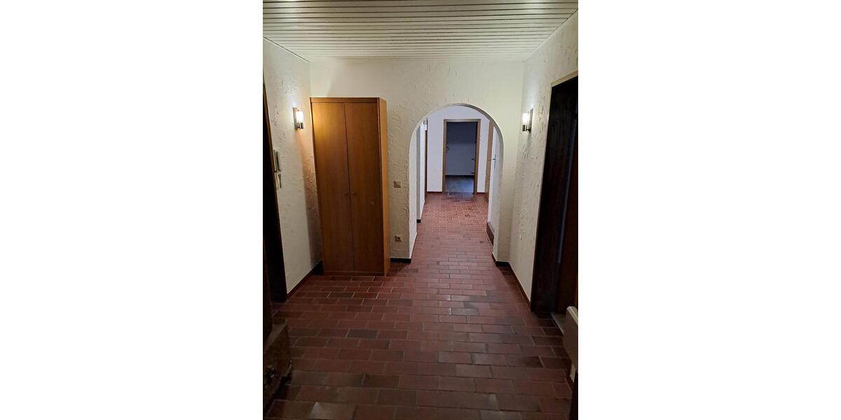 Erdgeschoßwohnung Bretzfeld - 3 Zimmer, 93 m&sup2;, 1.100&euro; | Angebot:25945557