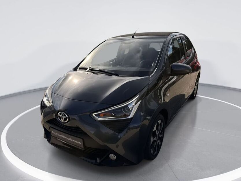 Aygo (X)