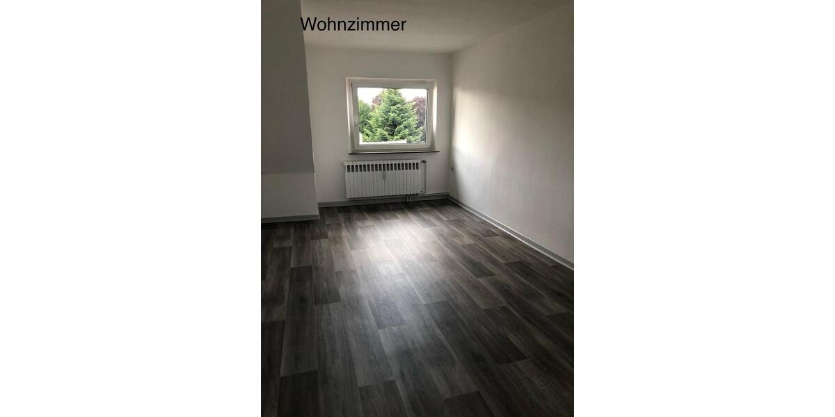 Dachgeschoßwohnung Mülheim an der Ruhr Rechtsruhr-Nord - 2.5 Zimmer, 70 m&sup2;, 590&euro; | Angebot:25656508