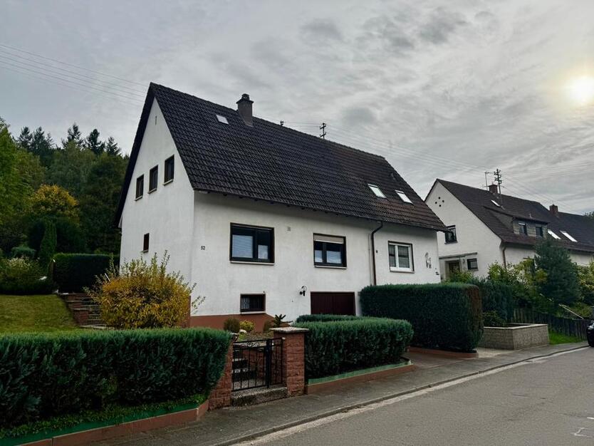 Wohnhaus zur Miete – 67661 Kaiserslautern-Mölschbach max. 3 Pers. zimmer