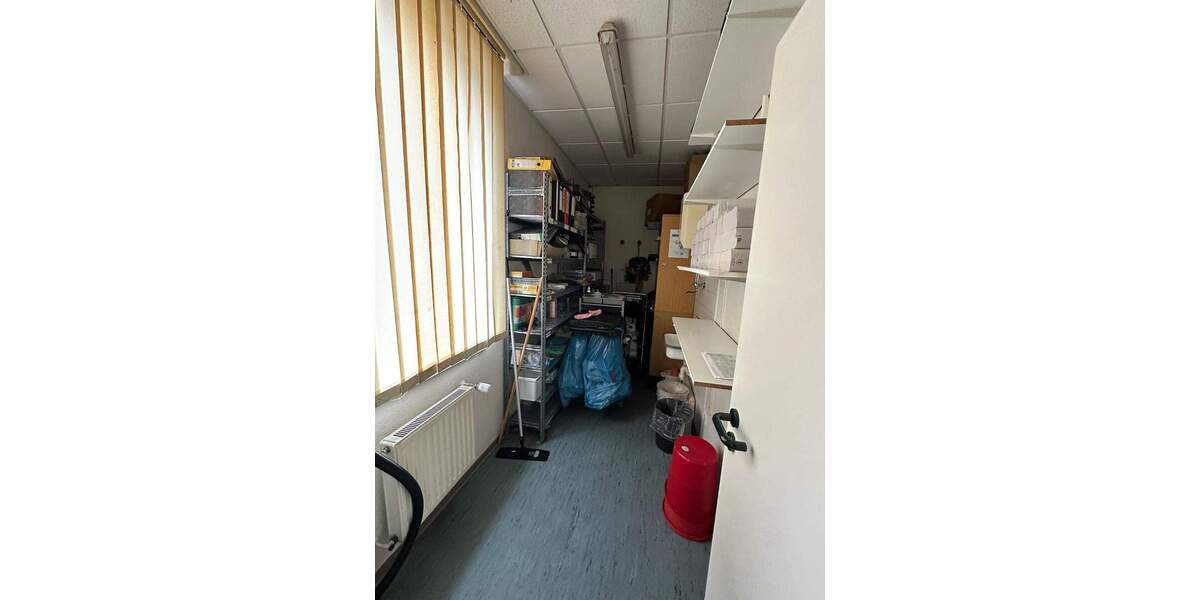 Gewerbeobjekt Wunstorf - 2 Zimmer, 522 m&sup2;, 6.000&euro; | Angebot:25200548