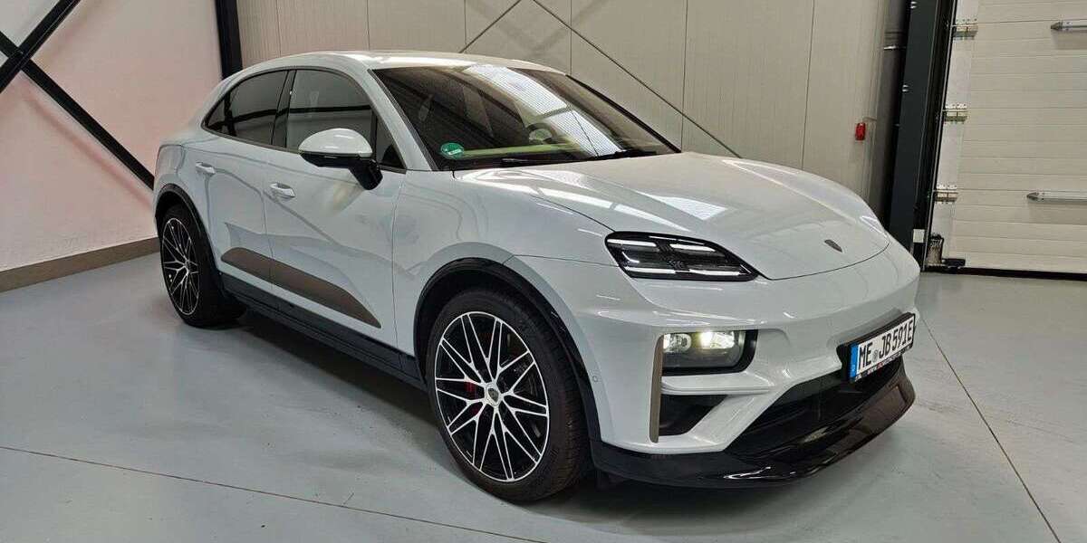 Porsche Macan 5.950 km 120.889 &euro; Haan 42781