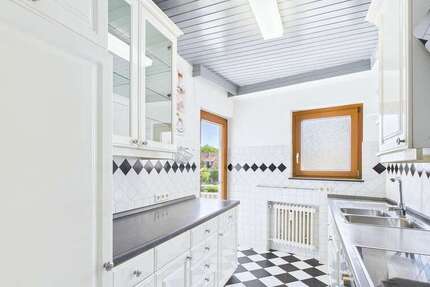 Wohnung zum Kaufen in Wendlingen am Neckar 189.000 € 80 m² 3 zimmer