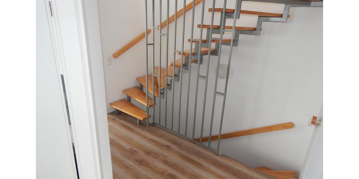 Doppelhaushälfte Leverkusen Bürrig - 4 Zimmer, 155 m&sup2;, 1.900&euro; | Angebot:25472479