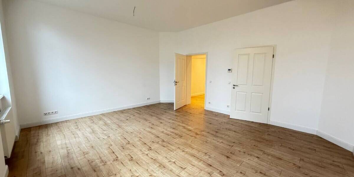 Etagenwohnung Frankfurt am Main Sachsenhausen - 2 Zimmer, 80 m&sup2;, 1.180&euro; | Angebot:26345207