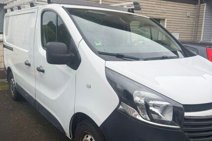 Opel Vivaro 153.000 km 10.200 &euro; Schloß Holte-Stukenbrock-Schloß 33758