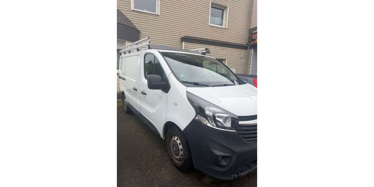 Opel Vivaro 153.000 km 10.200 &euro; Schloß Holte-Stukenbrock-Schloß 33758