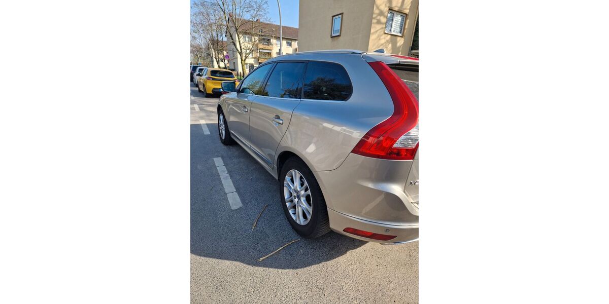 Volvo XC60 177.000 km 13.900 &euro; Bonn 53119