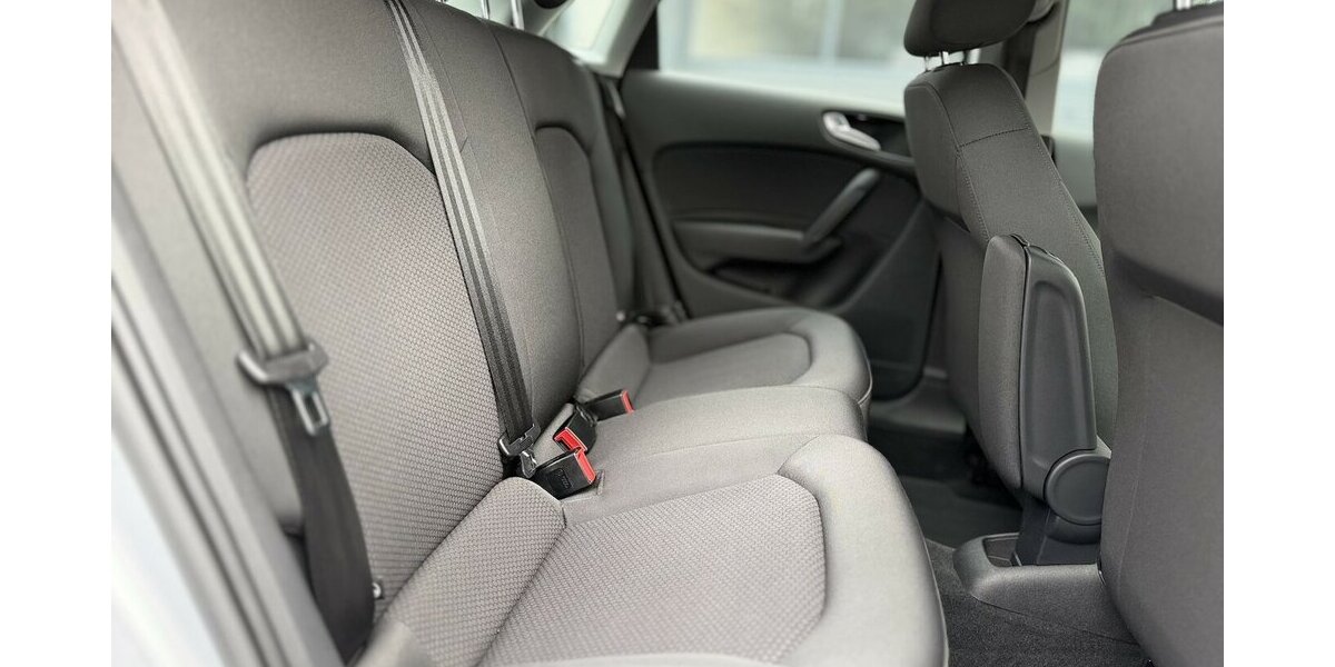 Audi A1 / S-Line / Navi / Xenon / Nur 77 Tkm. 77.000 km 12.900 &euro; Mönchengladbach 41066