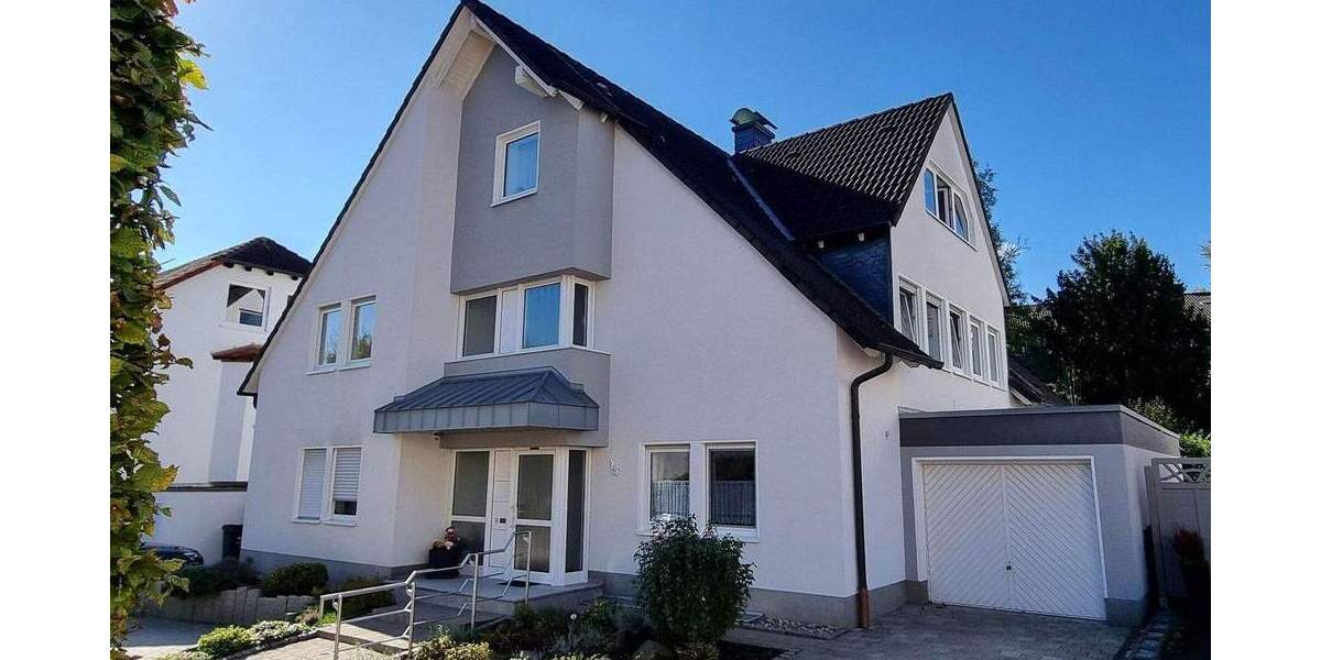 Etagenwohnung Bochum Höntrop - 3 Zimmer, 118 m&sup2;, 1.180&euro; | Angebot:24648767