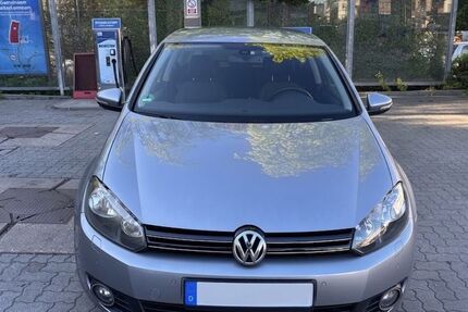 VW Golf 152.500 km 3.000 &euro; Berlin 12109