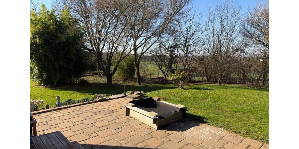 Einfamilienhaus Leverkusen Schlebusch - 4 Zimmer, 245 m&sup2;, 2.850&euro; | Angebot:25374192