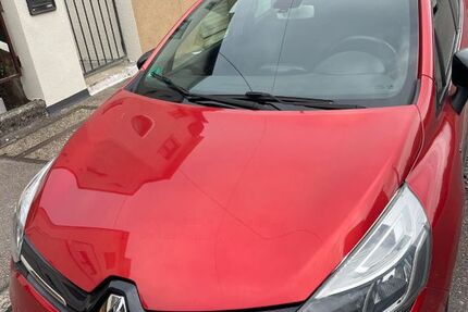 Renault Clio 180.000 km 5.200 &euro; Esslingen 73733