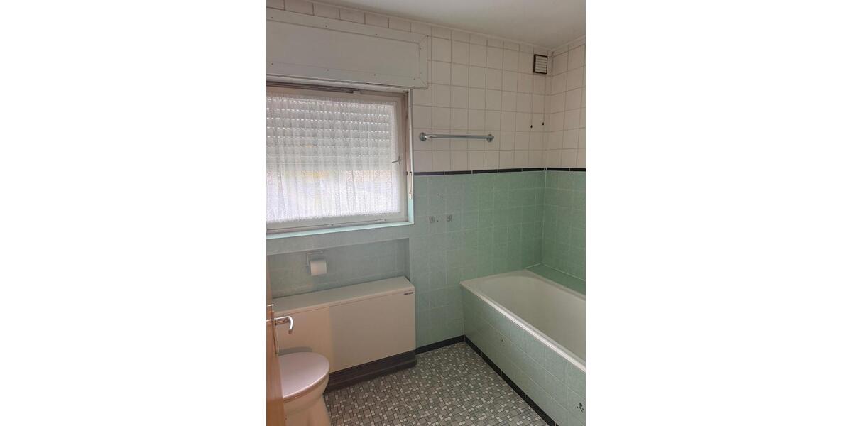 Doppelhaushälfte Hanau Lamboy - 5 Zimmer, 160 m&sup2;, 1.800&euro; | Angebot:23684863