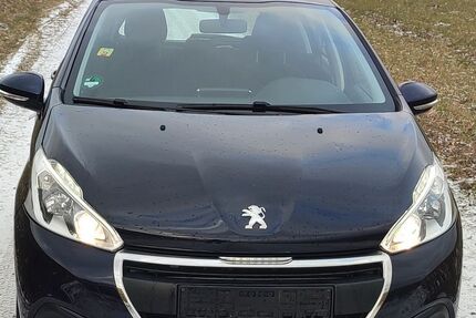 Peugeot 208 37.500 km 5.700 &euro; München 81249