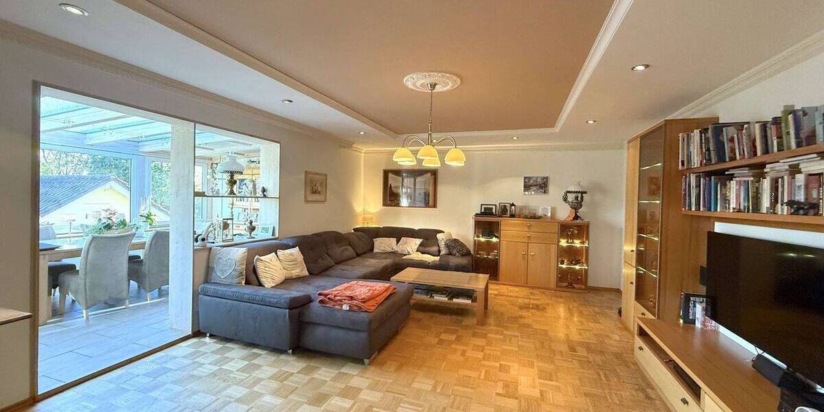 Bungalow Ruhstorf an der Rott Ruhstorf - 7 Zimmer, 218 m&sup2;, 690.000&euro; | Angebot:26171601