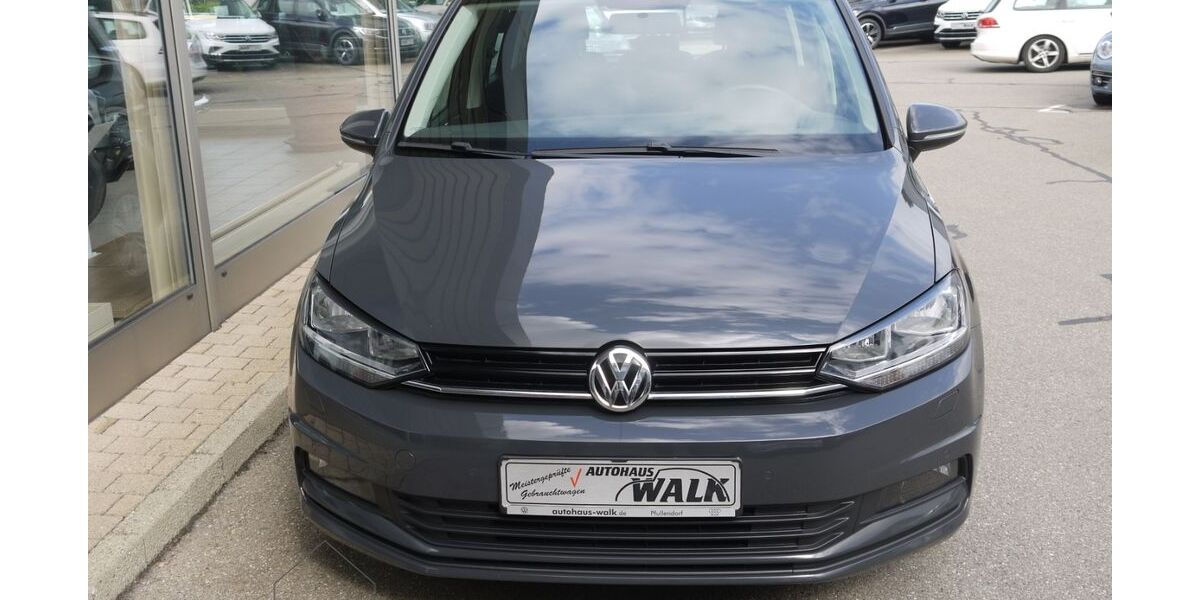 VW Touran 120.451 km 16.590 &euro; Pfullendorf 88630