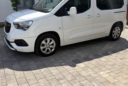 Opel Combo Life 160.542 km 14.300 &euro; Augsburg 86165