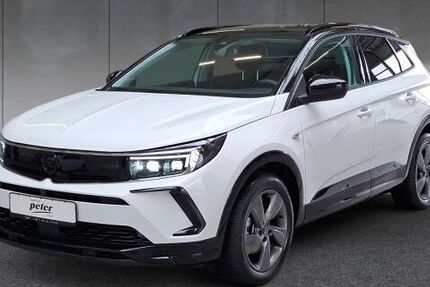 Opel Grandland (X) 13.824 km 24.440 &euro; Merseburg 06217