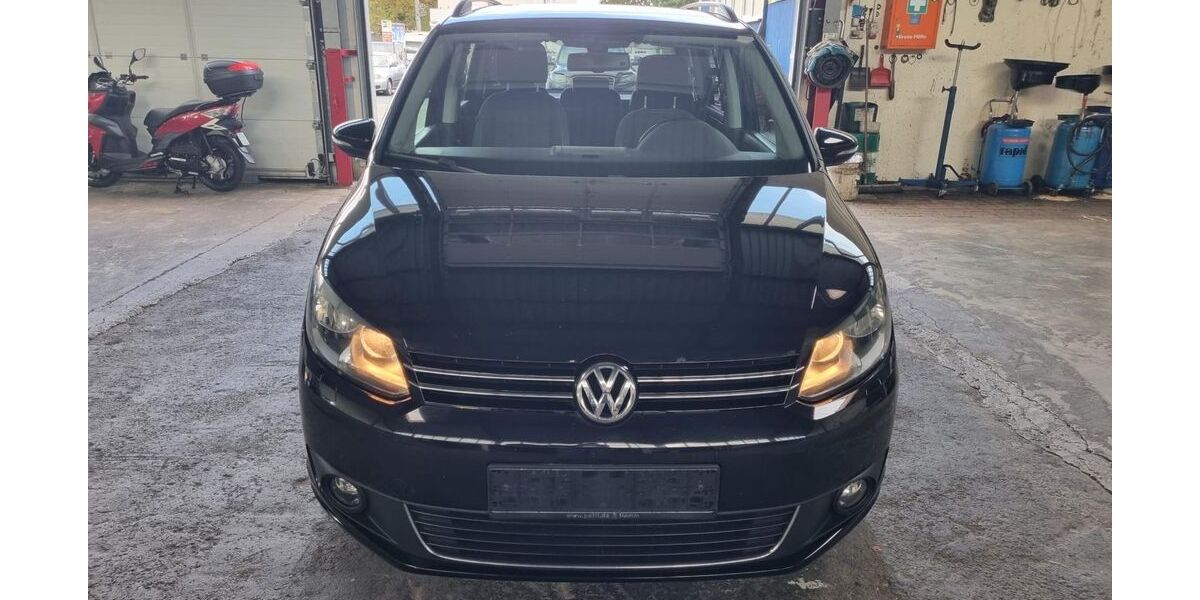 VW Touran 250.000 km 4.900 &euro; Kassel 34123