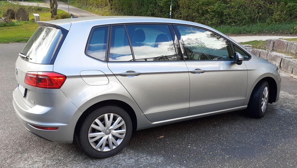 VW Golf Sportsvan 104.000 km 14.500 &euro; Heubach 73540