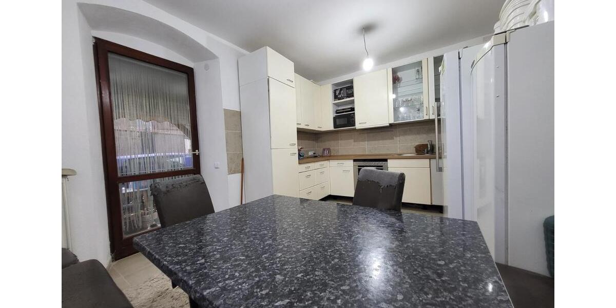 Mehrfamilienhaus, Wohnhaus Teunz - 9 Zimmer, 300 m&sup2;, 520.000&euro; | Angebot:27226370