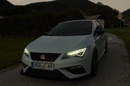Seat Leon 105.000 km 19.290 &euro; Bischofswiesen 83483