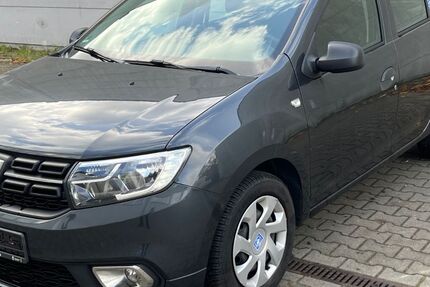 Dacia Sandero 19.000 km 7.850 € Berlin 13355