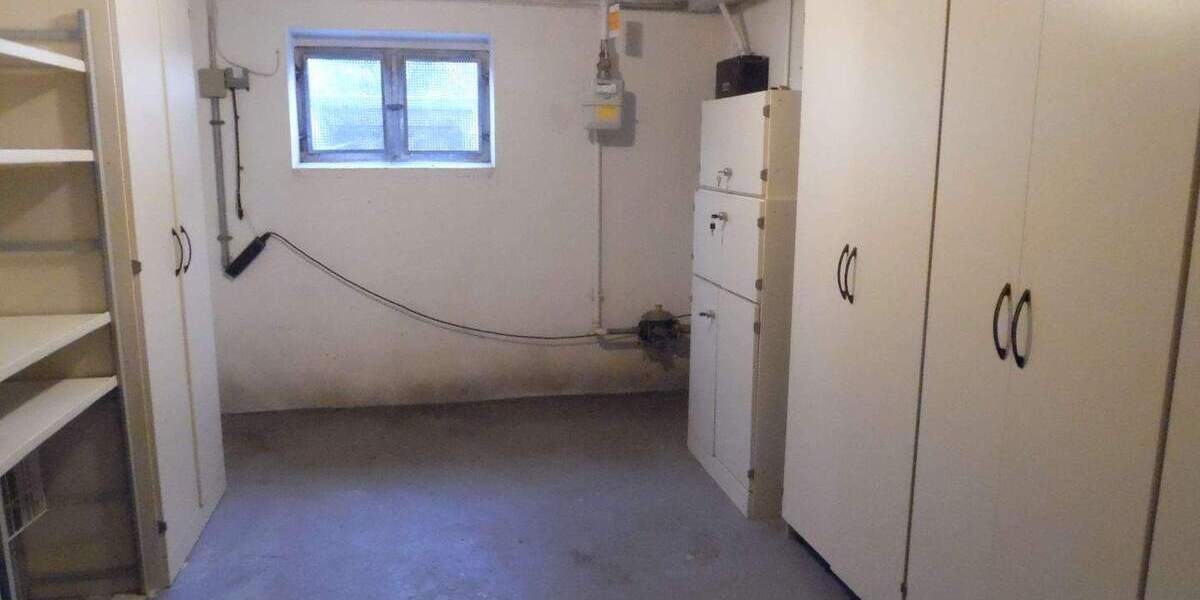 Etagenwohnung Warburg - 2 Zimmer, 79 m&sup2;, 189.000&euro; | Angebot:25673416
