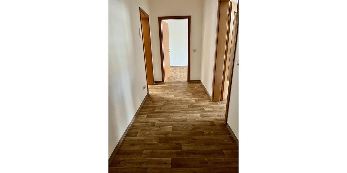 Zentral gelegene 2-Zimmer-Wohnung im 1. Obergeschoss 2 zimmer