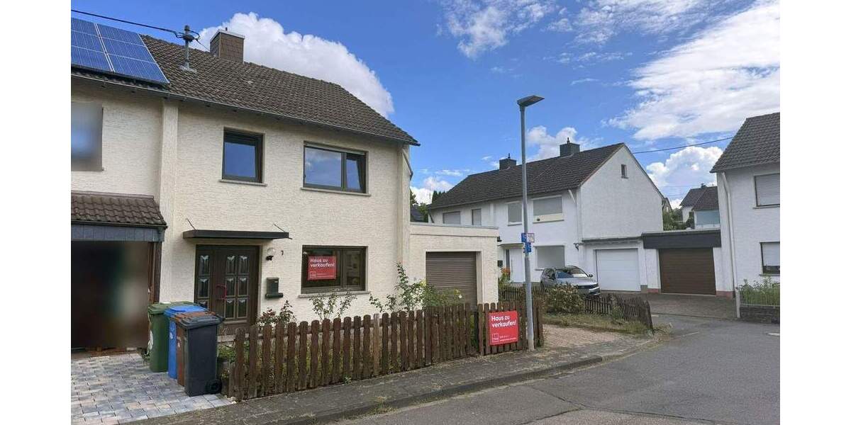 Gepflegte Doppelhaushälfte mit Garage und Garten in schöner Wohnlage von Neuwied-Oberbieber 4 zimmer