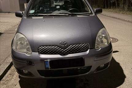 Toyota Yaris 192.000 km 2.300 &euro; münchen 81739
