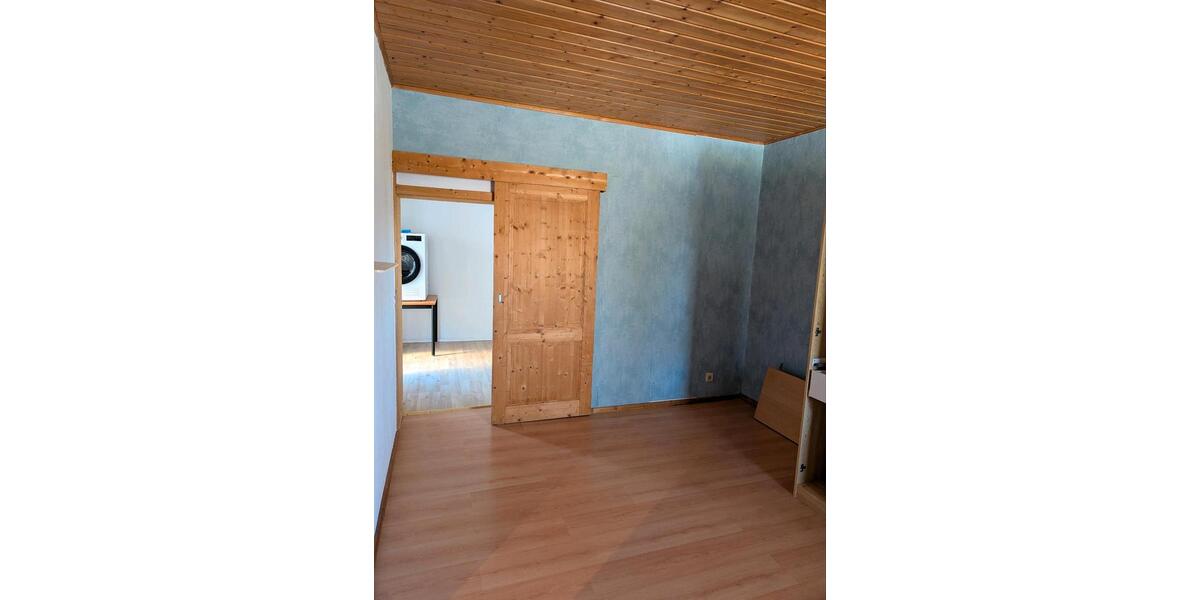 Erdgeschoßwohnung Nümbrecht - 3.5 Zimmer, 90 m&sup2;, 850&euro; | Angebot:25363532