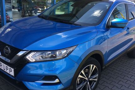 Nissan Qashqai 121.800 km 15.000 &euro; Triptis 07819