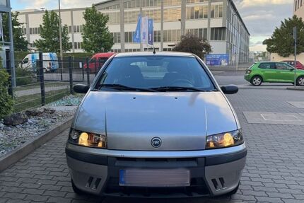 Fiat Punto 107.323 km 1.399 &euro; Fürth 90763